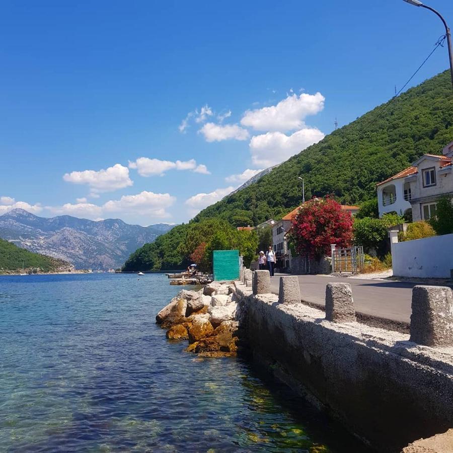 Apartments Todorovic Tivat Ngoại thất bức ảnh